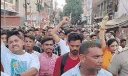 मुस्लिम लड़कों से करो दोस्ती- मैं भी मुस्लिम से शादी करके खुश...