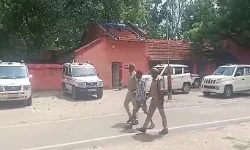 बॉर्डर पर ADG और DIG की रेड- वसूलीबाज 3 पुलिसकर्मियों समेत 20 अरेस्ट