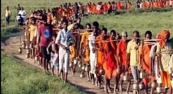 हाई टेंशन लाइन से टकराया कांवड़ियों का वाहन - 5 की हुई मौत