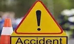 जीप पलटने से चार व्यक्तियों की हुई मौत- मचा कोहराम जीप पलटने से चार व्यक्तियों की हुई मौत- मचा कोहराम