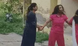 इंस्पेक्टरों से मारपीट मामला- इंस्पेक्टर की पत्नी समेत तीन गिरफ्तार इंस्पेक्टरों से मारपीट मामला- इंस्पेक्टर की पत्नी समेत तीन गिरफ्तार