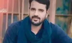 गर्दन में सरिया घोंपकर प्रतियोगी स्टूडेंट की हत्या- खून से लथपथ हालत..