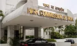 हिंसा के बीच सुरक्षा को खतरा- भारत ने बांग्लादेश से वापस बुलाए कई... हिंसा के बीच सुरक्षा को खतरा- भारत ने बांग्लादेश से वापस बुलाए कई...