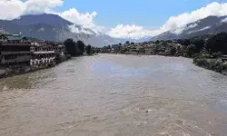 लैंडस्लाइड से चंडीगढ़ मनाली हाईवे बंद- बिजली गिरने से 8 की मौत