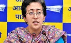 मनीष को जमानत की बात सुनते ही रोने लगी आतिशी- पानी पिया और खुद को...