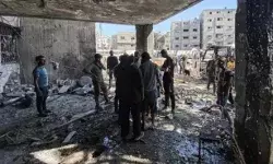 इजराइल का गाजा में स्कूल पर हमला- नमाज के दौरान दागे रॉकेट-100 लोगों.. इजराइल का गाजा में स्कूल पर हमला- नमाज के दौरान दागे रॉकेट-100 लोगों..