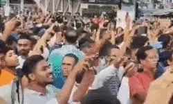 हमलों के खिलाफ बांग्लादेश में हजारों हिंदुओं का प्रदर्शन- बोले देश...