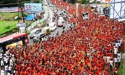 कांवड़ियों का सैलाब- भगवामय हुई सड़कें- दोपहर से बंद होगा हाईवे कांवड़ियों का सैलाब- भगवामय हुई सड़कें- दोपहर से बंद होगा हाईवे