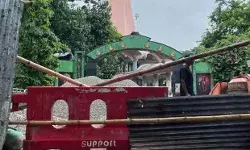 मंदिरों के रास्ते किए बंद- तैनात की गई आर्मी सुरक्षा के लिए अब दे.... मंदिरों के रास्ते किए बंद- तैनात की गई आर्मी सुरक्षा के लिए अब दे....