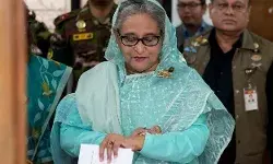 देश छोड़ने के बाद पहली बार बोली शेख हसीना- तख्ता पलट के लिए अमेरिका... देश छोड़ने के बाद पहली बार बोली शेख हसीना- तख्ता पलट के लिए अमेरिका...