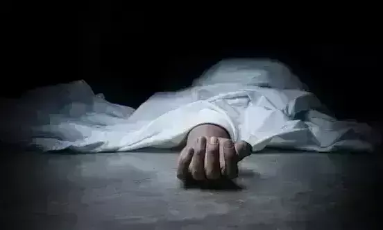 अज्ञात बीमारी से दो बच्चों की हुई मौत- परिजनों में मचा कोहराम अज्ञात बीमारी से दो बच्चों की हुई मौत- परिजनों में मचा कोहराम