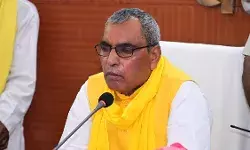 मंत्री राजभर और बेटा अरविंद एक बार फिर राष्ट्रीय अध्यक्ष एवं महामंत्री मंत्री राजभर और बेटा अरविंद एक बार फिर राष्ट्रीय अध्यक्ष एवं महामंत्री