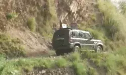 डोडा में हो रही मुठभेड़ में आर्मी ऑफिसर एवं आतंकी हुआ घायल डोडा में हो रही मुठभेड़ में आर्मी ऑफिसर एवं आतंकी हुआ घायल