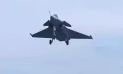 दो राफेल लड़ाकू विमानों के टकराने से दो पायलटों की हुई मौत