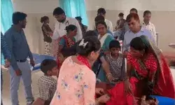 स्कूल में स्वतंत्रता दिवस पर खाई जलेबी से बच्चों की हालत बिगड़ी स्कूल में स्वतंत्रता दिवस पर खाई जलेबी से बच्चों की हालत बिगड़ी