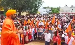 सड़कों पर उतरे हजारों लोग- बांग्लादेश में हिंदुओं पर हो रहे अत्याचार..