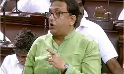 डॉक्टर रेप कांड पर बोलते ही ममता ने पार्टी नेता के कतरे पंख डॉक्टर रेप कांड पर बोलते ही ममता ने पार्टी नेता के कतरे पंख