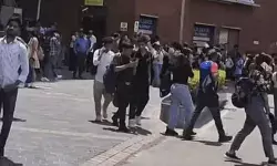 एंबिएंस मॉल को बम से उड़ने की वार्निंग- फैली दहशत- मौके पर पहुंची पुलिस एंबिएंस मॉल को बम से उड़ने की वार्निंग- फैली दहशत- मौके पर पहुंची पुलिस