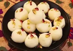 मोबाइल पर गेम खेलते समय खाया गया रसगुल्ला ले गया किशोर की जान