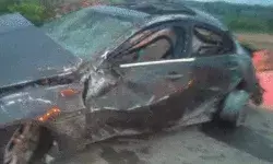 जानवर बचाने के चक्कर में पांच मर्तबा पलटी कार- शराब कारोबारी के बेटे.. जानवर बचाने के चक्कर में पांच मर्तबा पलटी कार- शराब कारोबारी के बेटे..