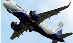 महिला ने फ्लाइट में काटा खडदू- सुरक्षाकर्मी के हाथ में काटा- मारा.... महिला ने फ्लाइट में काटा खडदू- सुरक्षाकर्मी के हाथ में काटा- मारा....