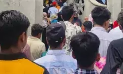 भाई की शादी के लिए शॉपिंग करने बाजार जा रहे युवक की बाइक..