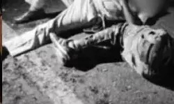 पूर्व सीएम की एस्कॉर्ट गाड़ी मे ट्रक ने मारी टक्कर- बिखरे हथियार