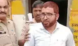 सरकारी स्कूल के हेड मास्टर की बच्ची से गंदी बात- बेड टच करते पकड़ा सरकारी स्कूल के हेड मास्टर की बच्ची से गंदी बात- बेड टच करते पकड़ा