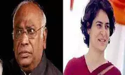 आरोपी के घर पर बुलडोजर चलाना न्याय नहीं बर्बरता- खडगे-प्रियंका आरोपी के घर पर बुलडोजर चलाना न्याय नहीं बर्बरता- खडगे-प्रियंका