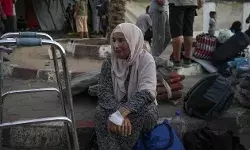 इजरायली हमले के डर से भागे लोग- गाजा का आखिरी हॉस्पिटल भी हुआ बंद इजरायली हमले के डर से भागे लोग- गाजा का आखिरी हॉस्पिटल भी हुआ बंद