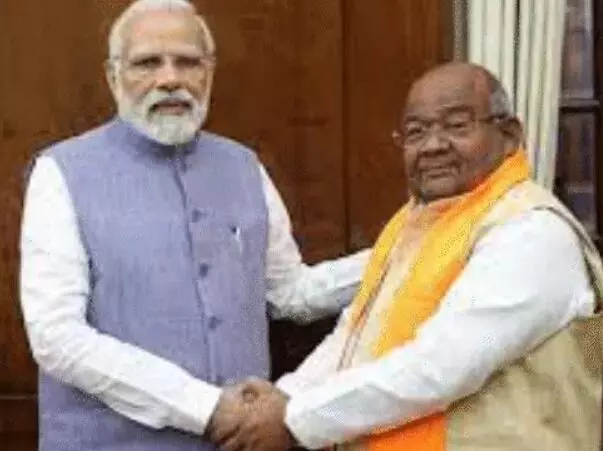 राजेश वर्मा पिछड़ा वर्ग आयोग के अध्यक्ष - शामली के रमेश एवं प्रमोद... राजेश वर्मा पिछड़ा वर्ग आयोग के अध्यक्ष - शामली के रमेश एवं प्रमोद...