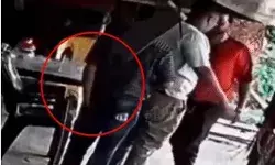 पुलिस का कमाल- एक ने जेब में रखा दूसरे ने ड्रग्स बरामद कर लिया.... पुलिस का कमाल- एक ने जेब में रखा दूसरे ने ड्रग्स बरामद कर लिया....