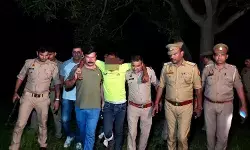 चीनी के कट्टे चोरी करने वाले बदमाशों और पुलिस के बीच हुई मुठभेड़ फिर.. चीनी के कट्टे चोरी करने वाले बदमाशों और पुलिस के बीच हुई मुठभेड़ फिर..