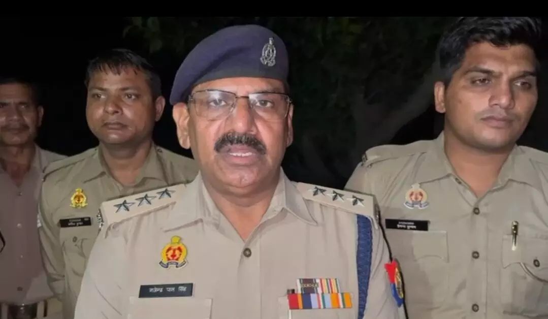 लूट की वारदात को अंजाम देने वाले बदमाशों और पुलिस में हुई मुठभेड़ लूट की वारदात को अंजाम देने वाले बदमाशों और पुलिस में हुई मुठभेड़