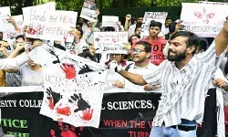 जूनियर डॉक्टरों ने की नागरिकों से लाइट बंद करने की अपील