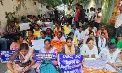 शिक्षक अभ्यर्थियों का प्रदर्शन जारी- आज आई BJP अध्यक्ष के घर की बारी शिक्षक अभ्यर्थियों का प्रदर्शन जारी- आज आई BJP अध्यक्ष के घर की बारी