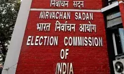 EC ने जारी किया नोटिफिकेशन- चुनाव के दौरान एग्जिट पोल पर प्रतिबंध EC ने जारी किया नोटिफिकेशन- चुनाव के दौरान एग्जिट पोल पर प्रतिबंध