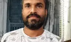 महिला से रेप की वीडियो बनाकर उसे वायरस करने वाला सलीम गिरफ्तार महिला से रेप की वीडियो बनाकर उसे वायरस करने वाला सलीम गिरफ्तार