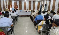 समाधान दिवस में मंत्री, डीएम एवं SSP ने सुनी समस्याएं और दी साइबर... समाधान दिवस में मंत्री, डीएम एवं SSP ने सुनी समस्याएं और दी साइबर...