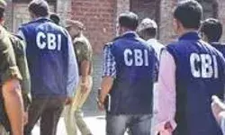 पड़ा CBI का छापा- CGST का अफसर 60 लाख की घूस लेते गिरफ्तार पड़ा CBI का छापा- CGST का अफसर 60 लाख की घूस लेते गिरफ्तार