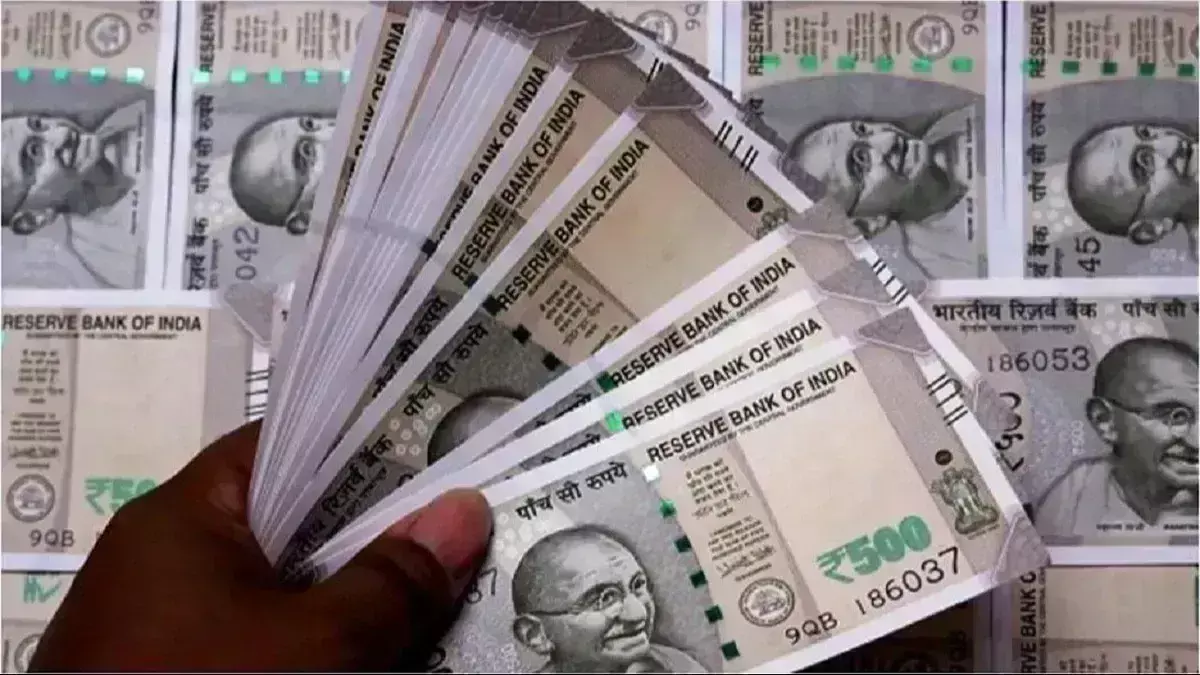 एंटी करप्शन टीम ने जेई को दस हजार की रिश्वत लेते दबोचा