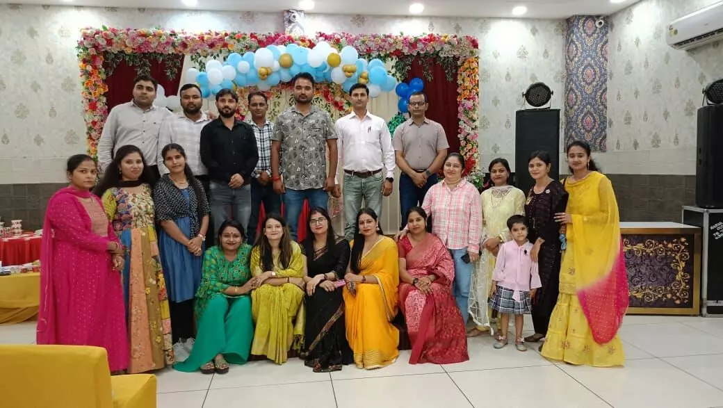शिक्षक भर्ती के 6 वर्ष पूर्ण होने पर गोष्ठी- टीचर्स ने रखे अपने विचार शिक्षक भर्ती के 6 वर्ष पूर्ण होने पर गोष्ठी- टीचर्स ने रखे अपने विचार