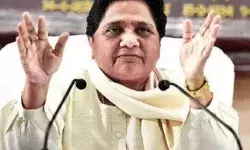 बोली मायावती- बीजेपी और सपा चोर चोर मौसेरे भाई बोली मायावती- बीजेपी और सपा चोर चोर मौसेरे भाई