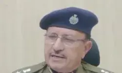 थाने में युवक से मारपीट के विरोध में कस्बा बंद- कप्तान की गिरी गाज थाने में युवक से मारपीट के विरोध में कस्बा बंद- कप्तान की गिरी गाज