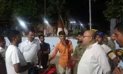 भाजपा नेता पर हमला- पहले फेंका बम- फिर चाकू से गोद डाला