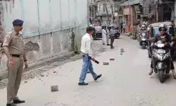 कोर्ट का मस्जिद की अवैध दो मंजिल तोड़ने का आदेश- 30 दिन का समय कोर्ट का मस्जिद की अवैध दो मंजिल तोड़ने का आदेश- 30 दिन का समय