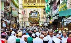 अजमेर शरीफ दरगाह PM मोदी के बर्थडे पर लगाएगा लंगर- खाने के साथ... अजमेर शरीफ दरगाह PM मोदी के बर्थडे पर लगाएगा लंगर- खाने के साथ...