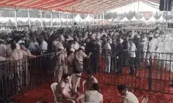 रहे अलर्ट- PM की रैली में काले कपड़े पहने लोगों को नहीं मिलेगी एंट्री रहे अलर्ट- PM की रैली में काले कपड़े पहने लोगों को नहीं मिलेगी एंट्री