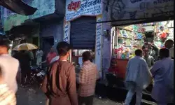 पड़ा छापा- यूनानी दवा दुकान में भरा मिला नशीली दवाइयों का जखीरा पड़ा छापा- यूनानी दवा दुकान में भरा मिला नशीली दवाइयों का जखीरा