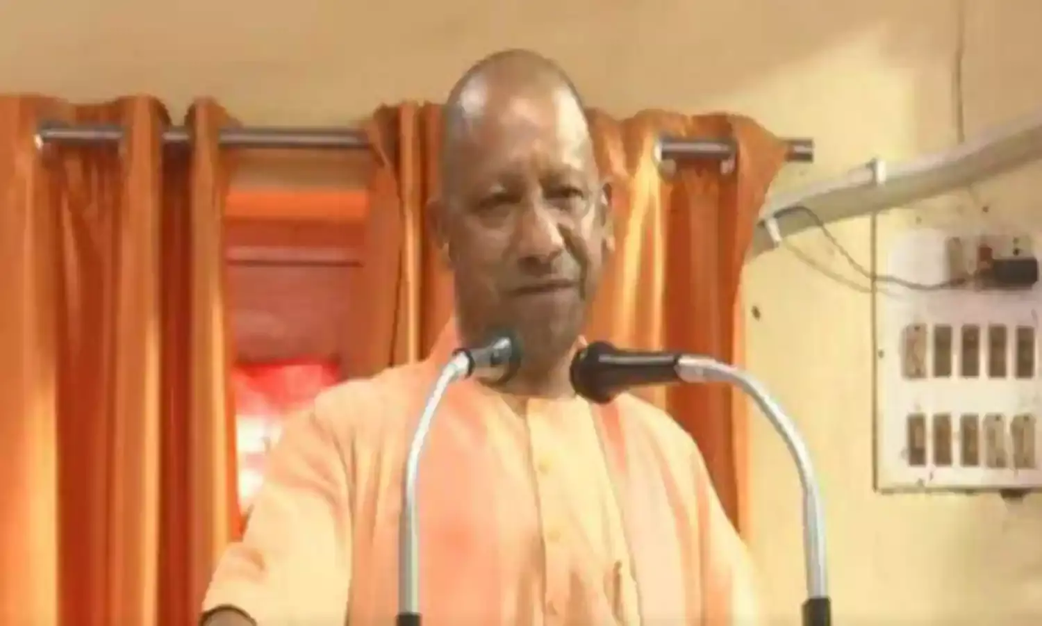 हर व्यक्ति की समस्या का समाधान सरकार की प्राथमिकता: योगी